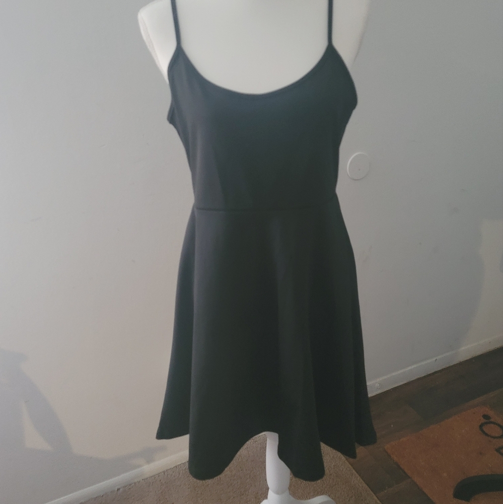 Gorgeous black fit and flare flowy dress NEW but no tags (Shein)